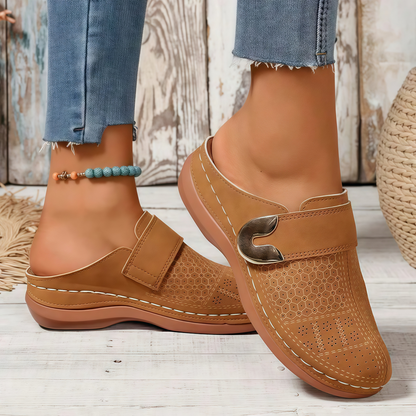 🏆 Confort toute la journée 👣 Mocassins compensés en cuir – faciles à enfiler et confortables ⏳ 𝐃𝐄𝐑𝐍𝐈𝐄𝐑 𝐉𝐎𝐔𝐑 : −𝟖𝟎 %