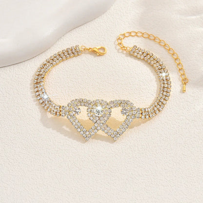 ✨ 𝐂𝐙𝐓𝐈𝐂𝐋𝐄® Chevillière Élégante à Cœur Facetté Brillance Diamant